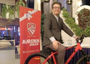 Kross cycle showroom online near me