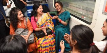 Zee TV transforms Mumbai AC Local Trains into moving Billboards for ‘Bas Itna Sa Khwaab’